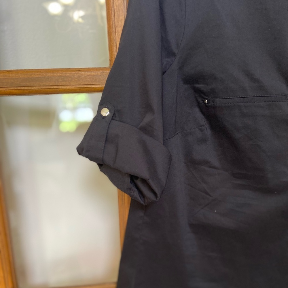 Ladies button down blouse - Picture 2 of 4